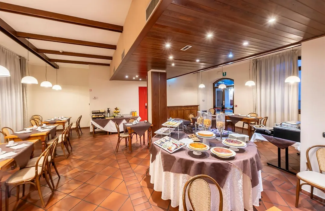 Hotel Vecchio Casello-1