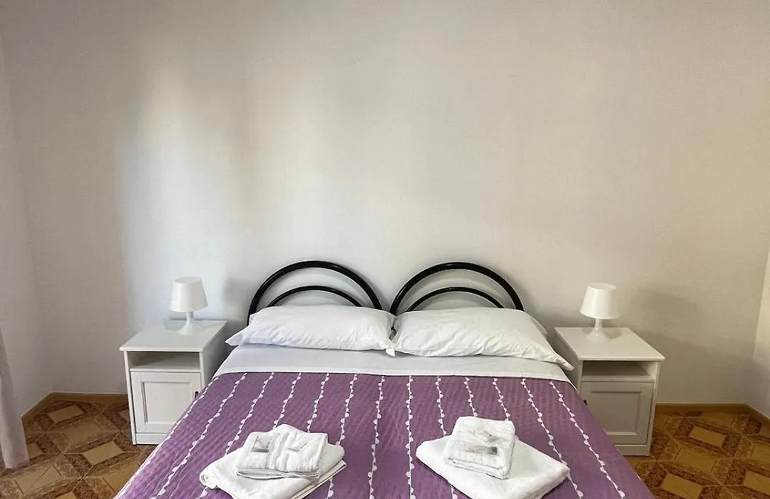 Casa Vacanze D'Aste By Acs Holidays-1