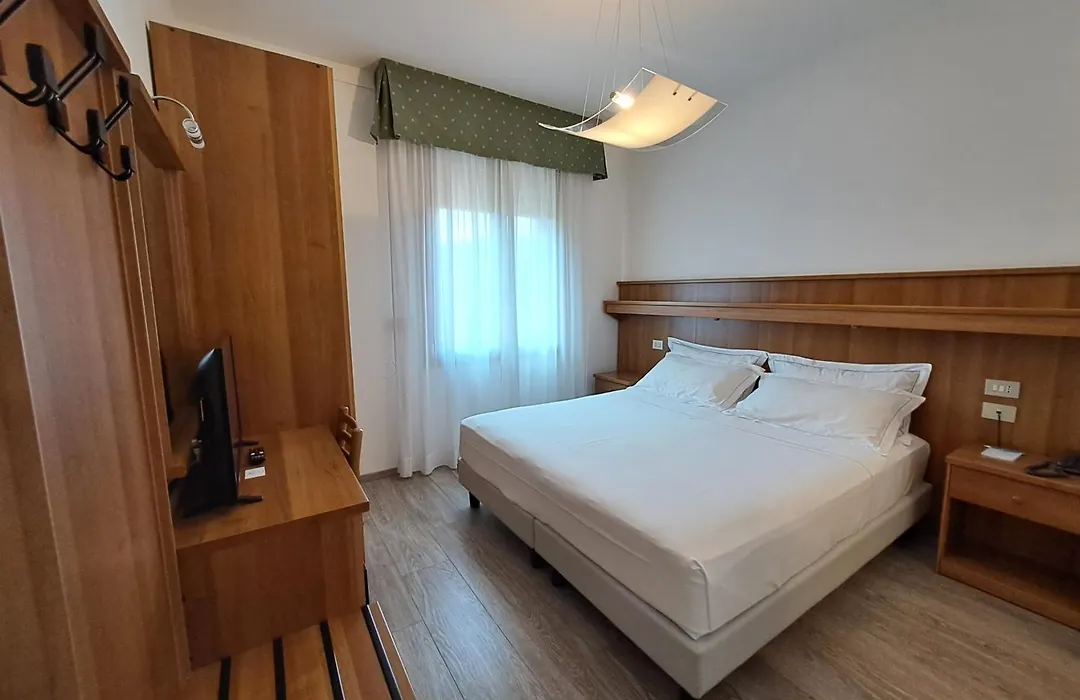 Hotel Alla Dolina-1