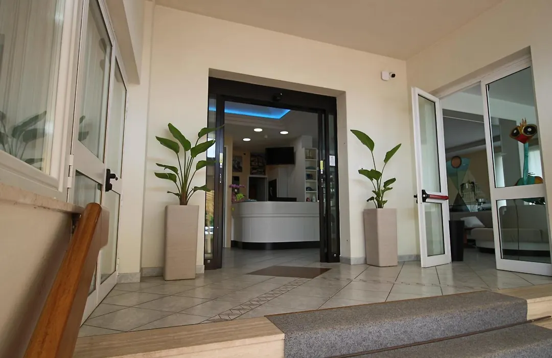 Hotel Manuela-1