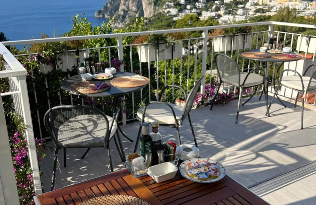 La Reginella Capri-1