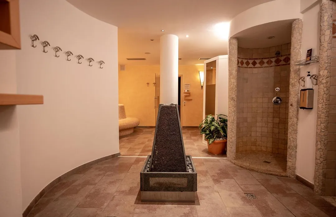Hotel Alpin-1