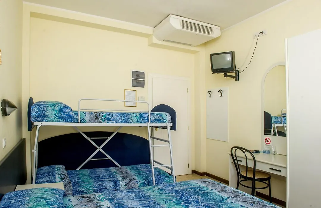 Hotel Cristina-1