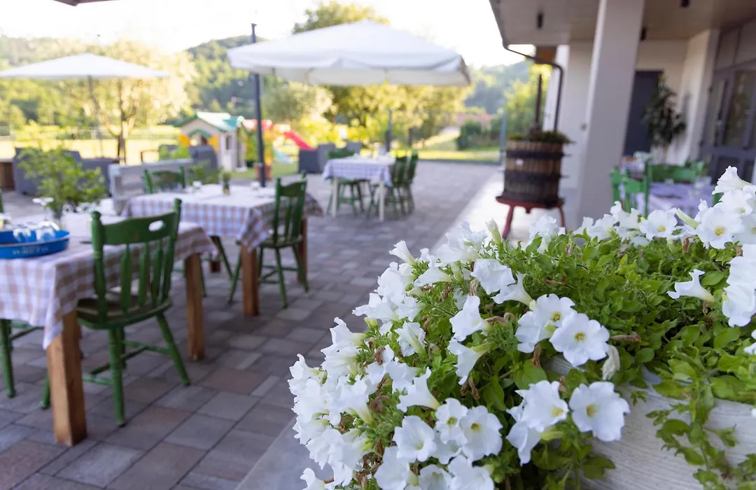 Agriturismo Mazzeracca-1
