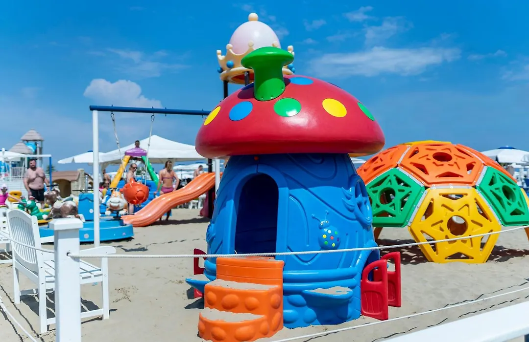 Baby Family Hotel Alda Amelia-1
