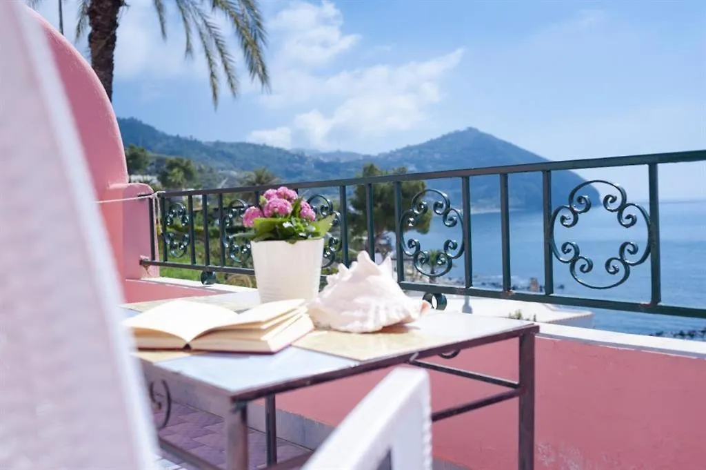 Hotel Casa Rosa Sea & Spa-1