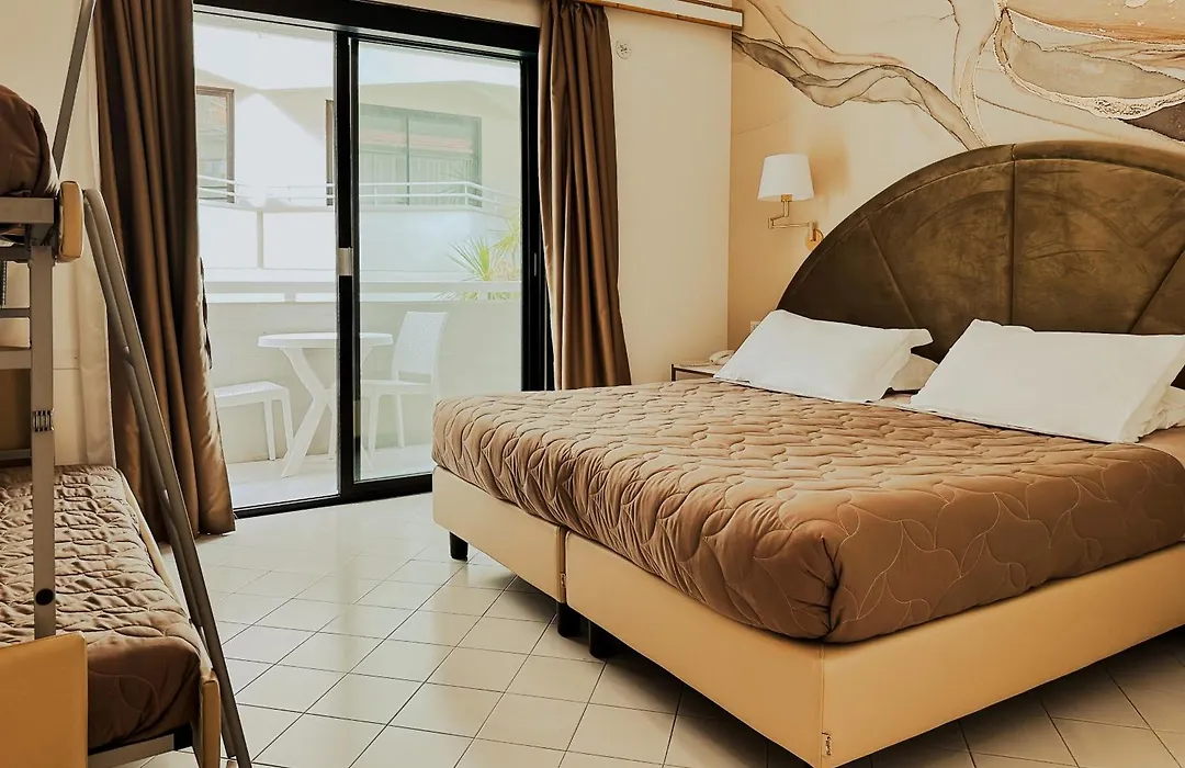 Hotel President - Vintage Hotel in centro-1