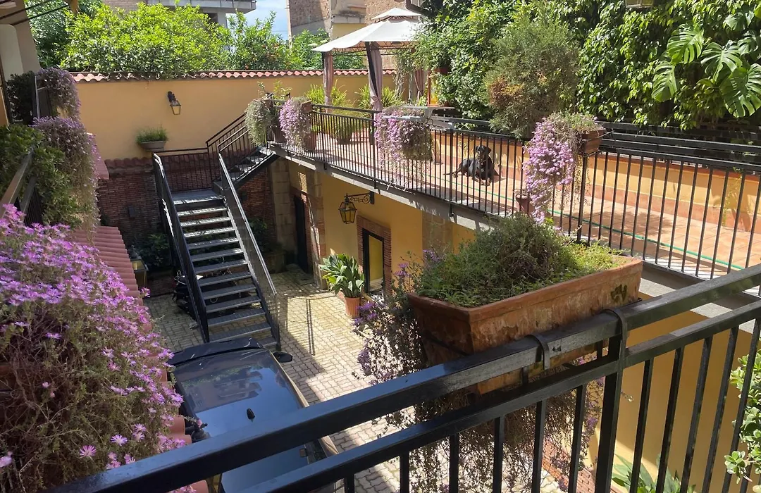 Hotel Amadeus-1