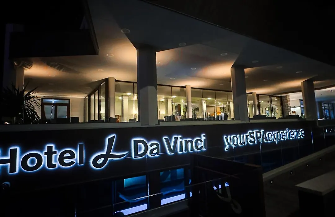 Hotel Leonardo Da Vinci Wellness Spa-1