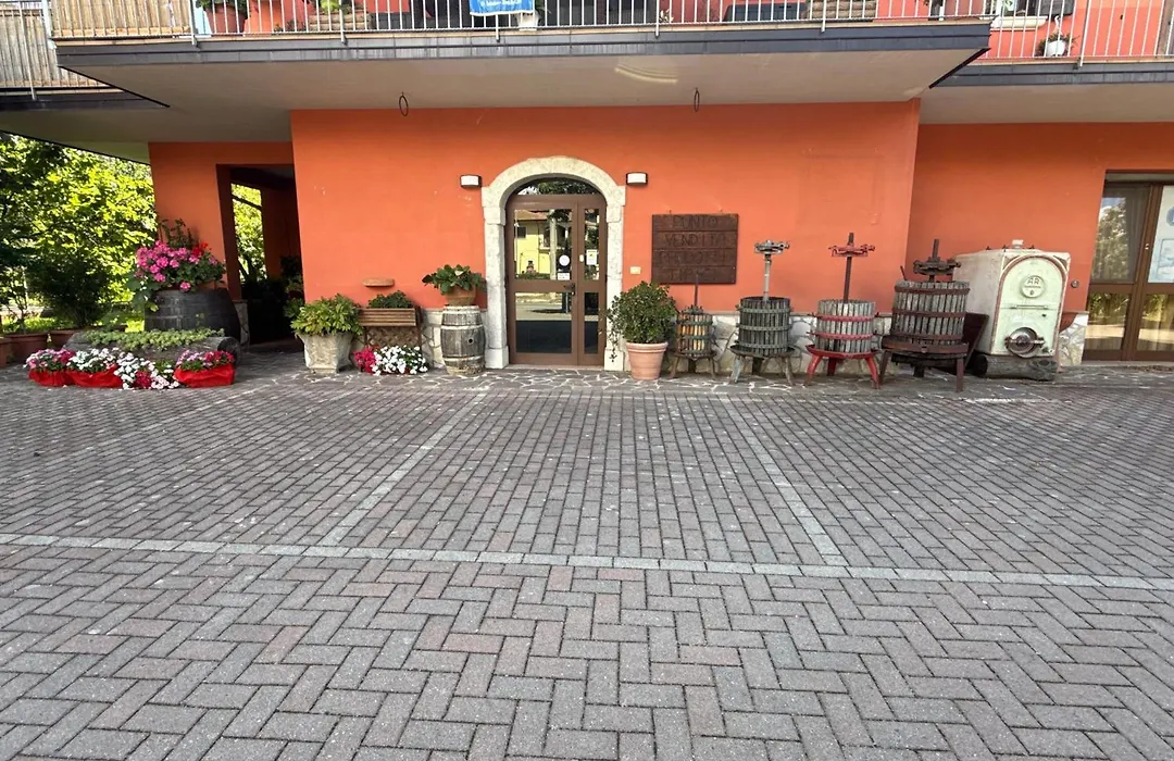 Azienda Agrituristica Pericle-1