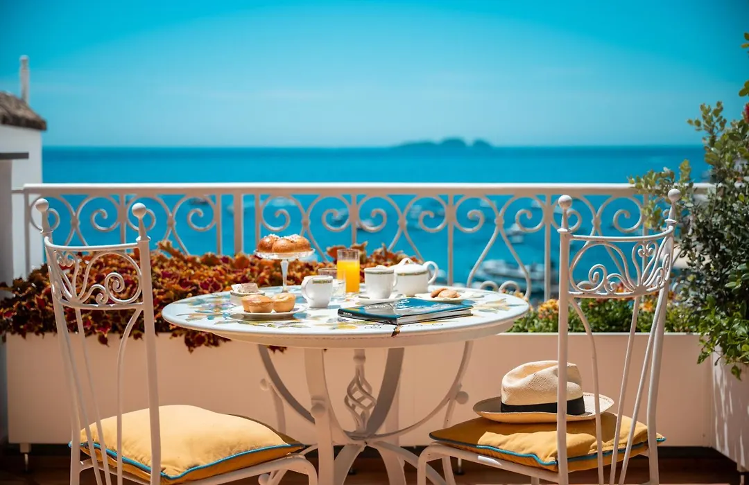 Hotel Buca Di Bacco-1