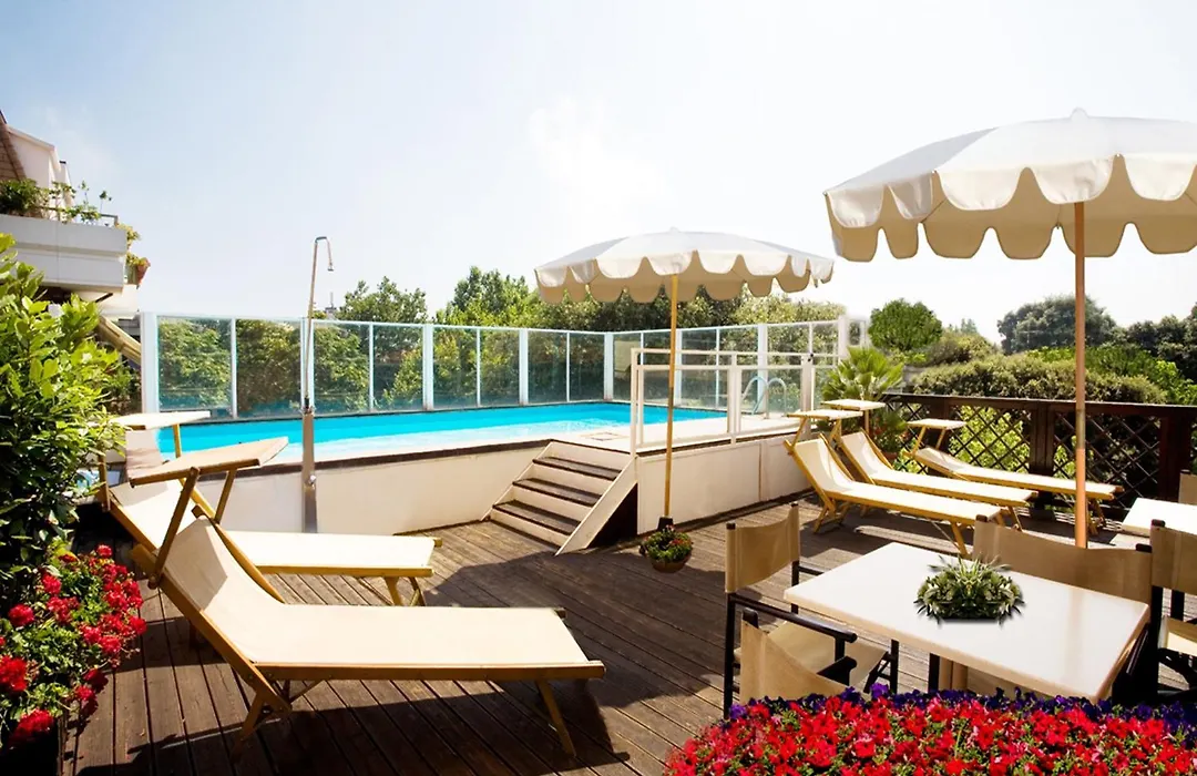 Hotel Savoy-1