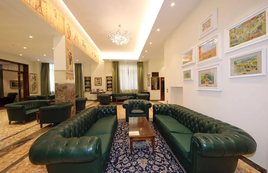 Hotel Moderno-1