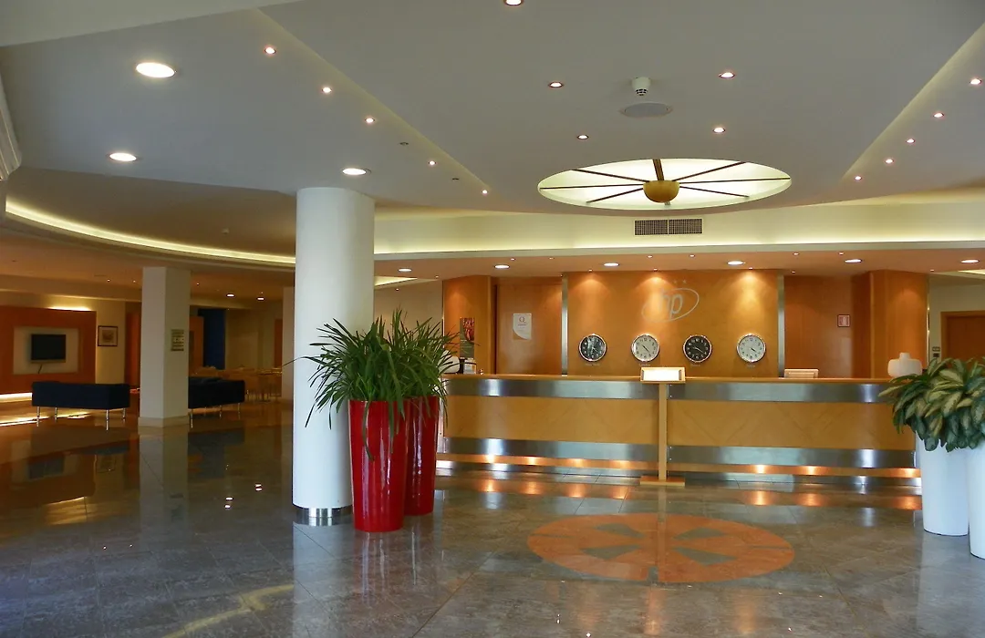 Hotel Planet-1