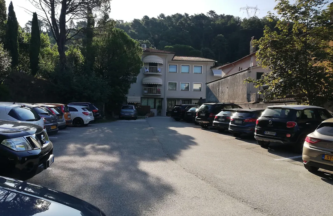 Hotel Monti-1