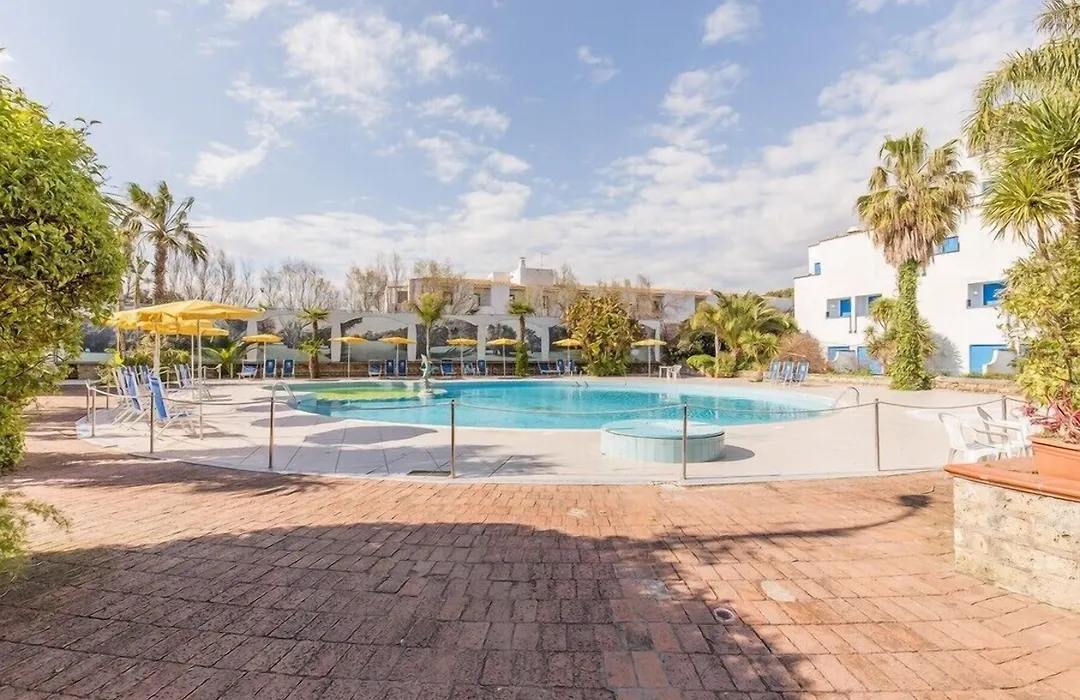Marina Club Hotel-1
