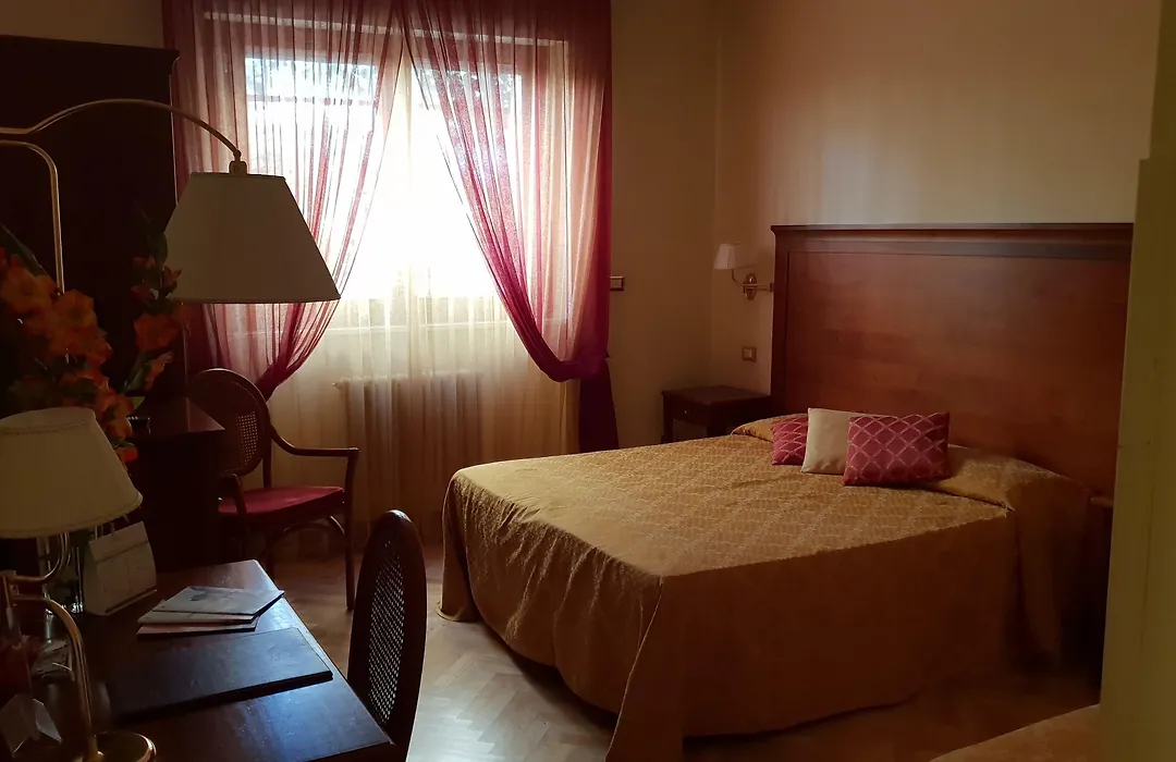 Hotel Alessandro Della Spina-1