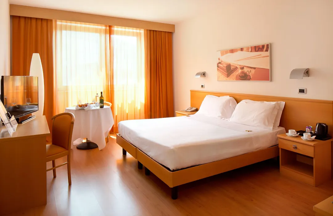 Hotel Montemezzi-1