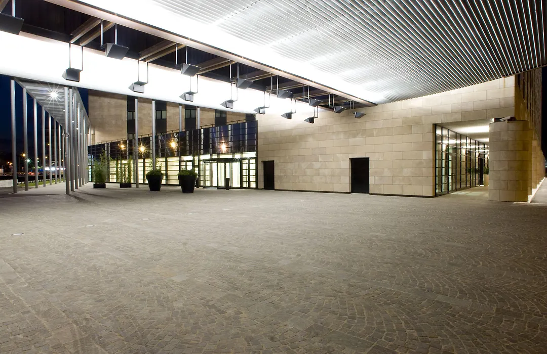 Starhotels Grand Milan-1