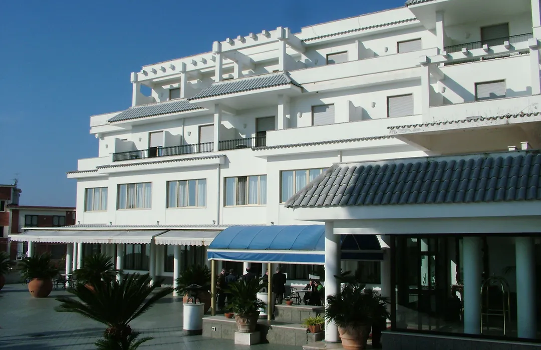 Hotel Sakura, Sure Hotel Collection By Best Western-1