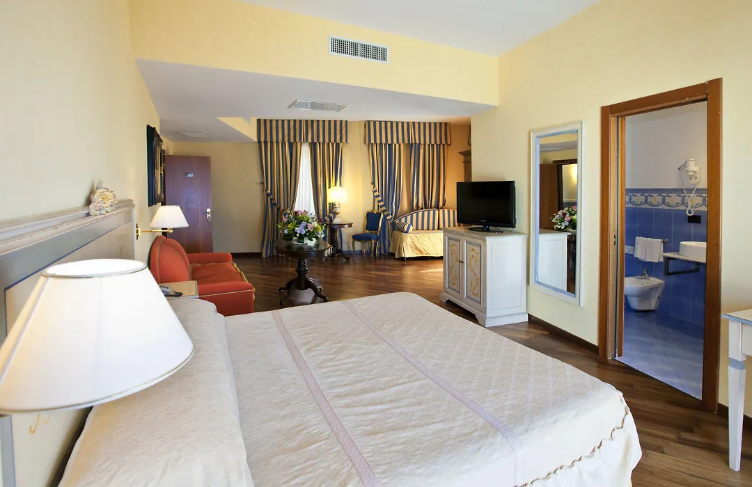 Punta Campanella Resort&Spa-1