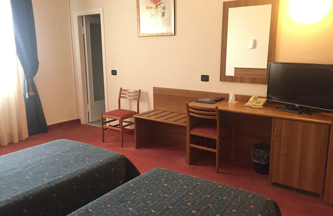 Hotel Arcobaleno-1