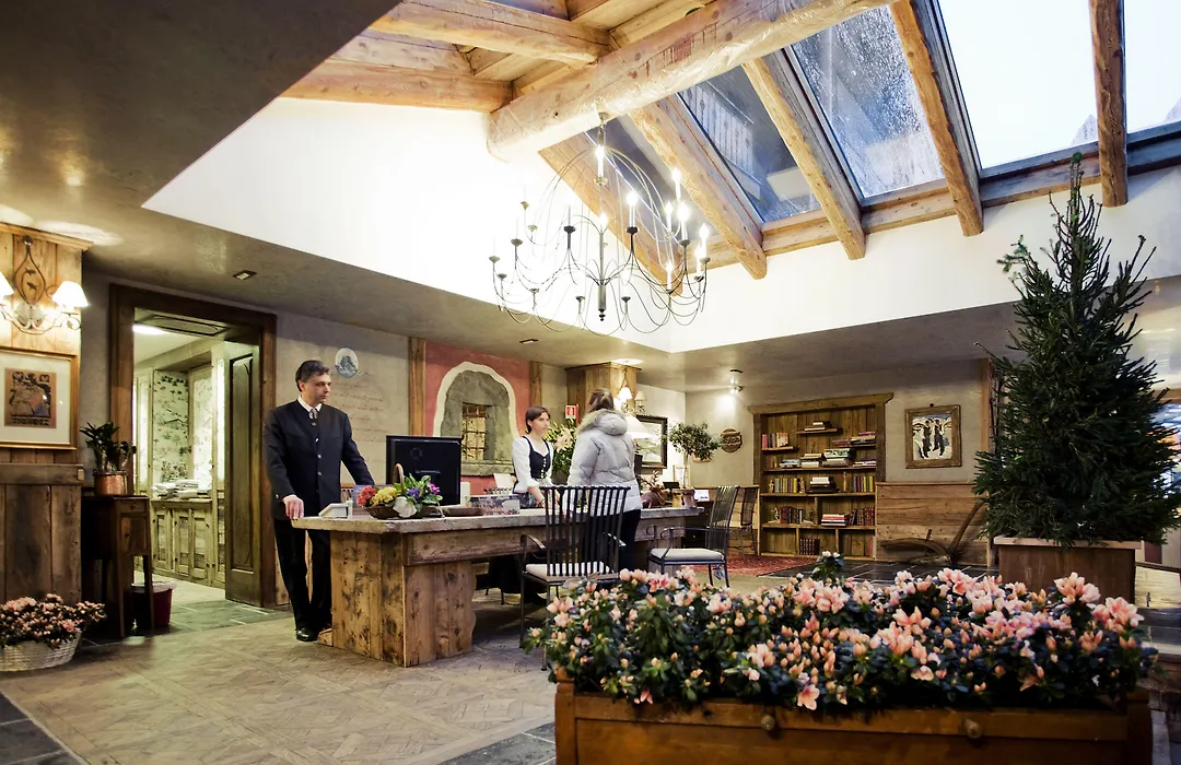 Hotel Bucaneve-1