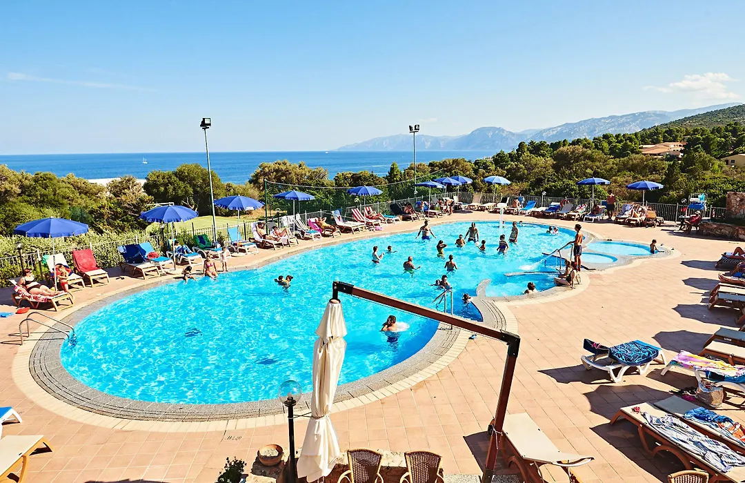 Club Parco Blu-1