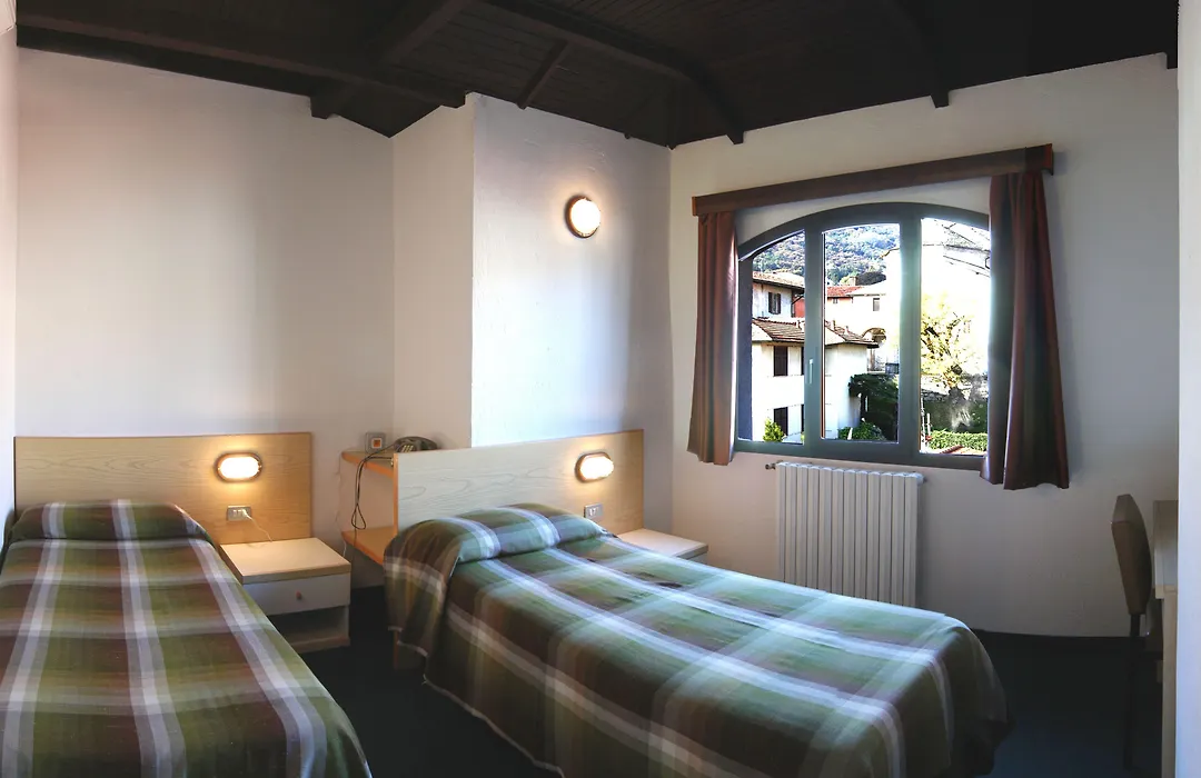 Hotel Eden-1