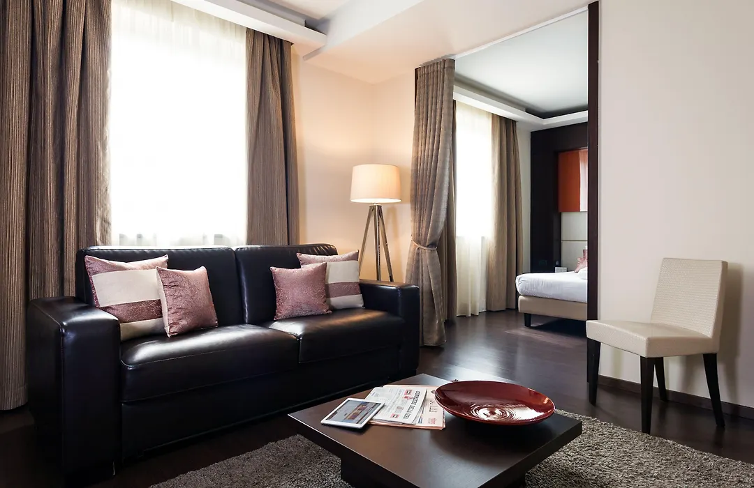 Winter Garden Hotel Bergamo Airport-1