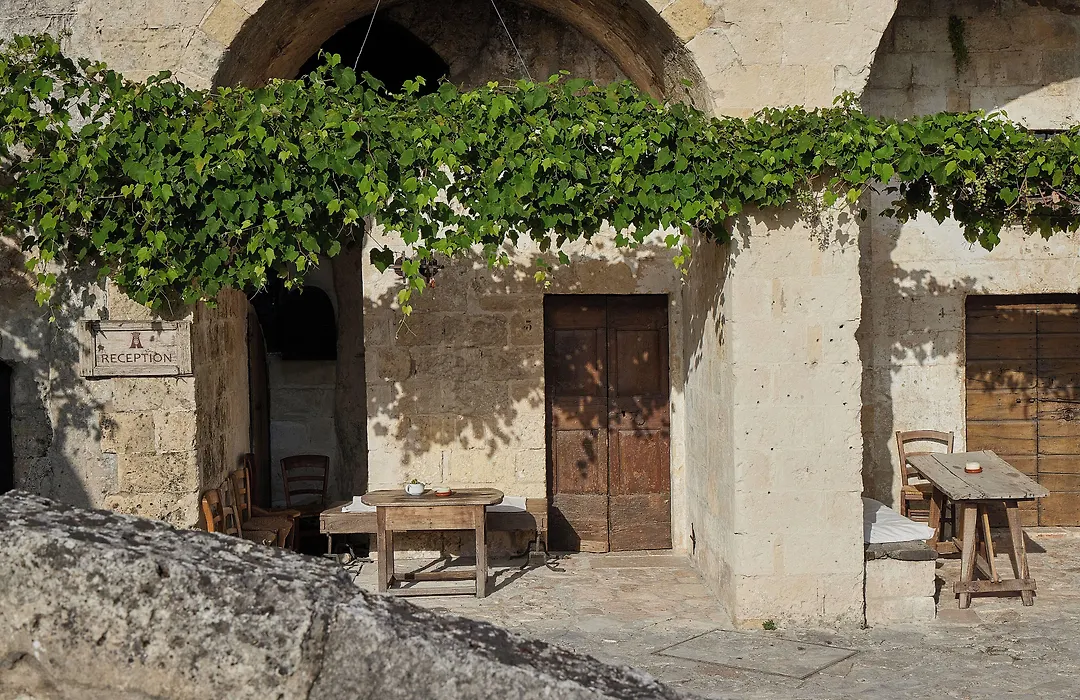 Sextantio Le Grotte Della Civita-1