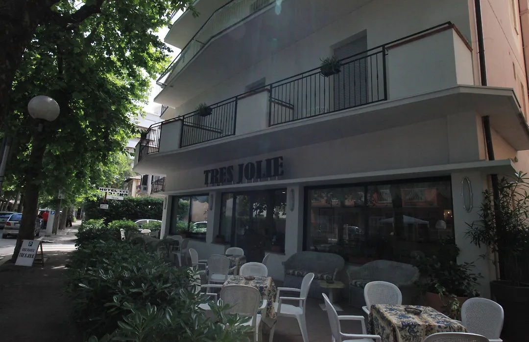 B&B Tres Jolie-1