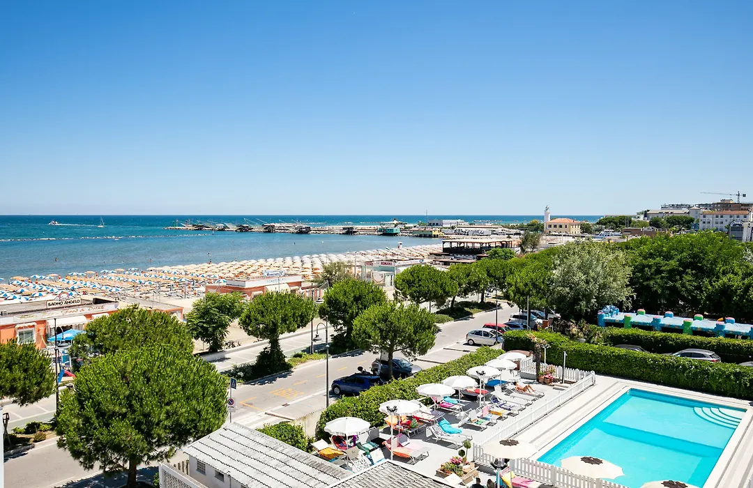 Hotel Promenade Universale-1