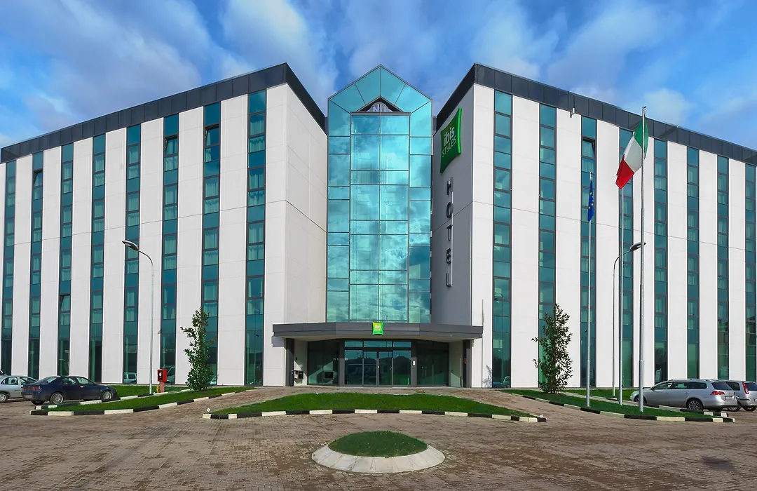 Ibis Styles Milano Melegnano-1