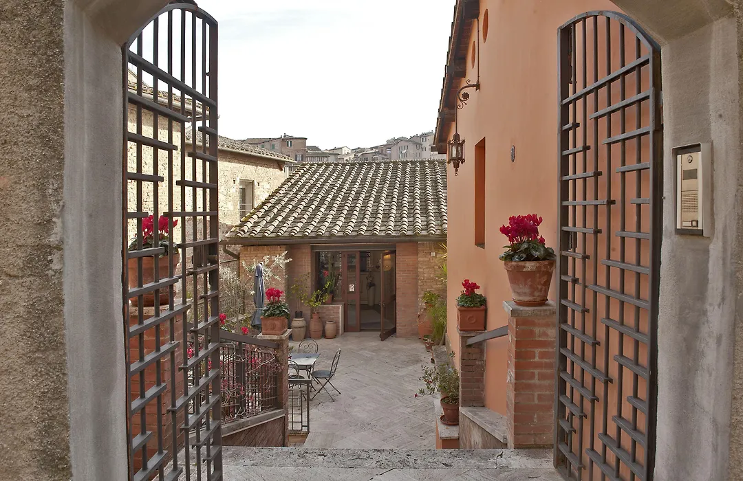 Hotel Alma Domus-1