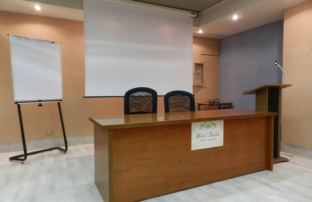 Hotel Italia-1