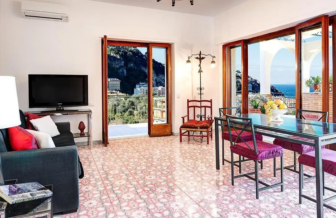 Gocce Villas - Skyline Sorrento Views In The Heart Of Sorrento-1