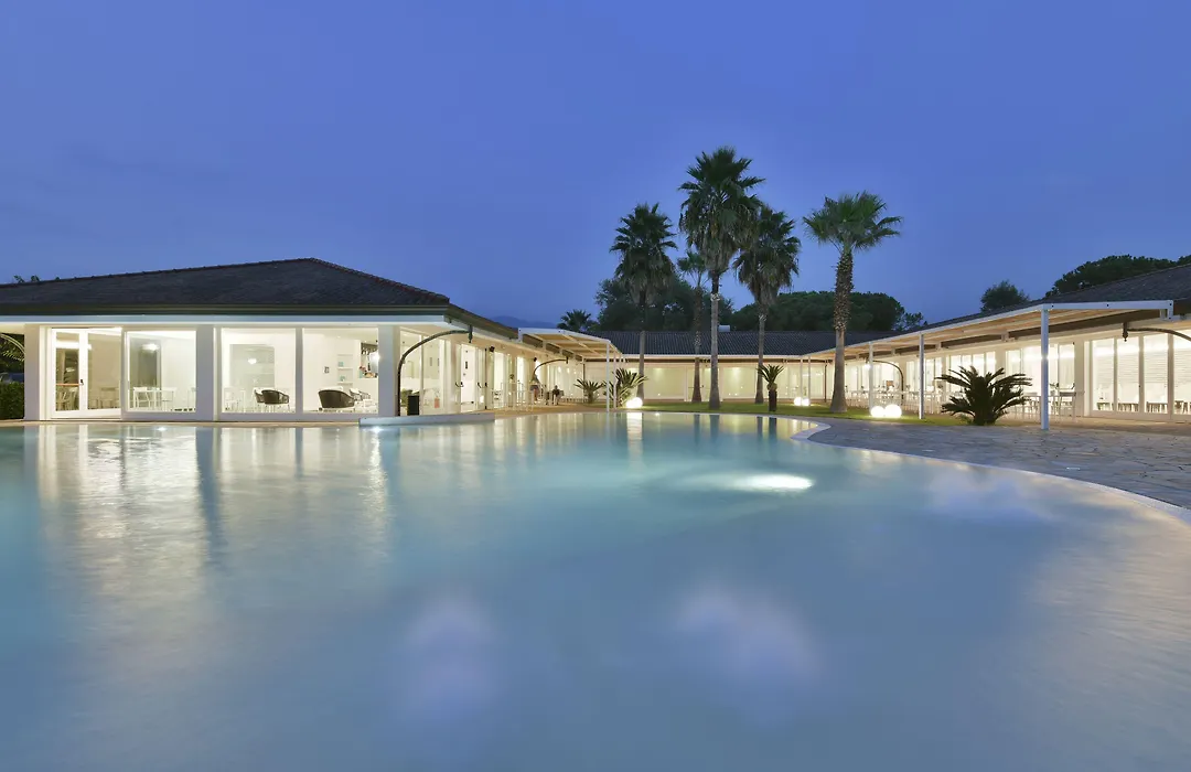 Paestum Inn Beach Resort-1