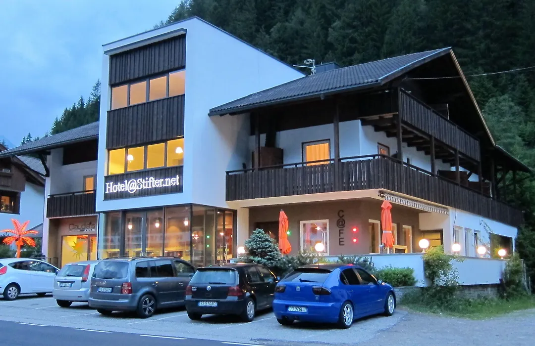 Hotel Stifter-1