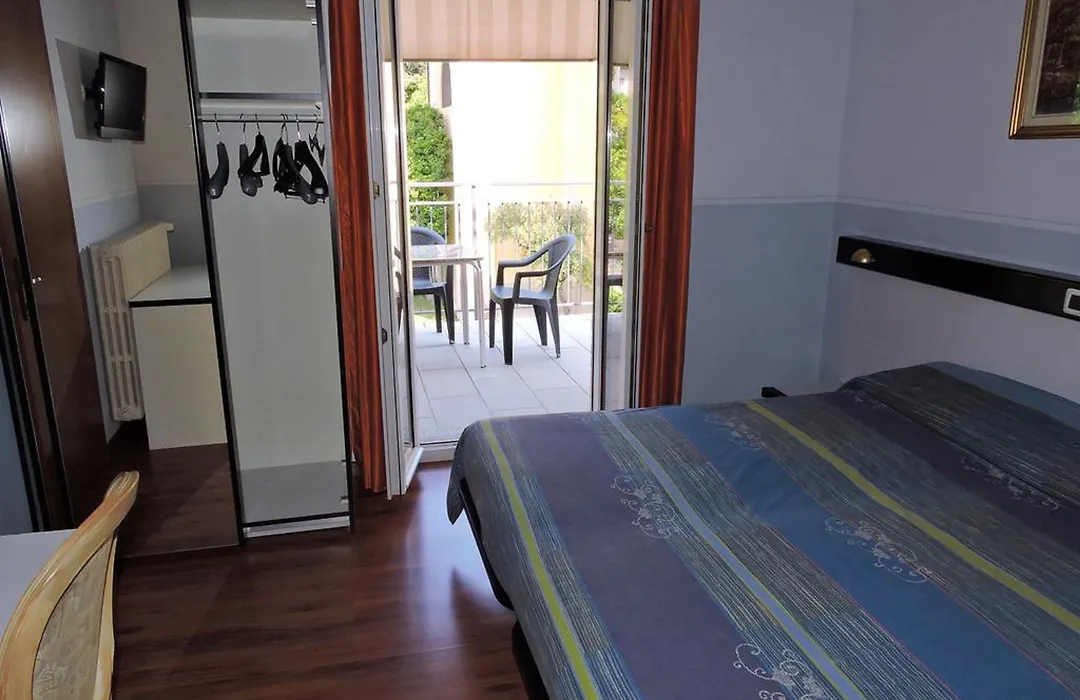 Hotel Capri-1