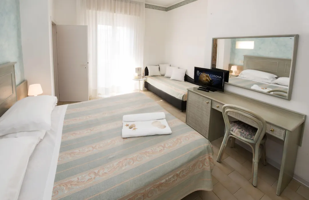 Hotel Cristina Corona-1