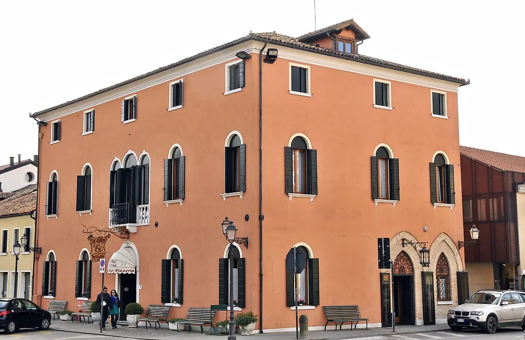 Hotel 5 Colonne-1