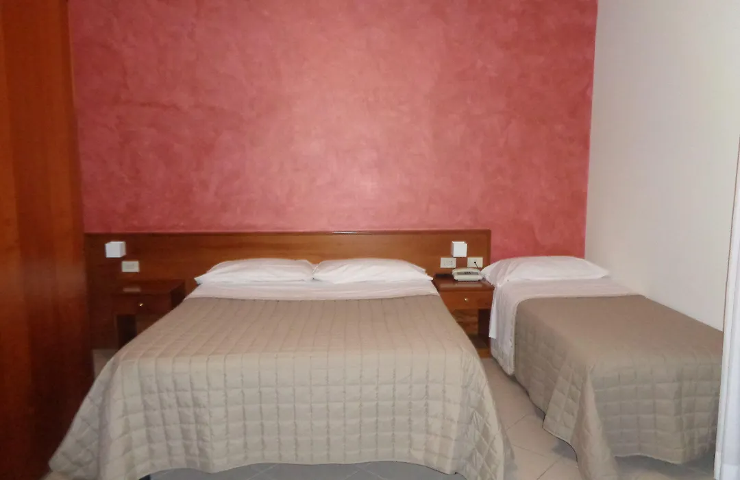 Hotel Millennium - Orte-1