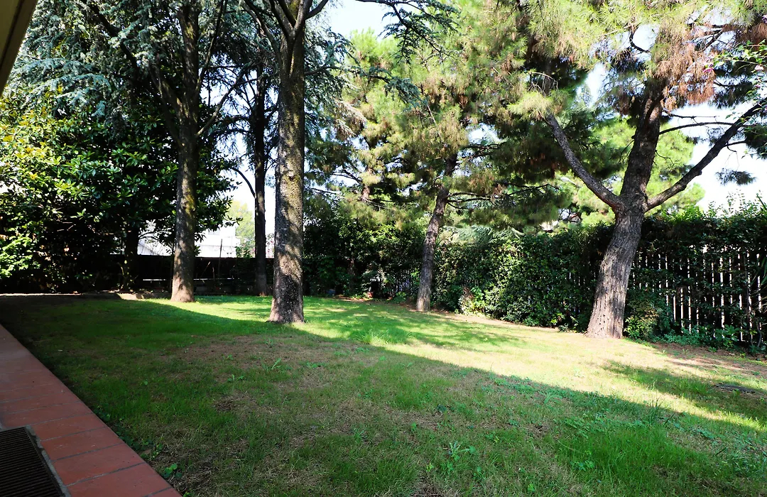 Vitti's Home Verona-1