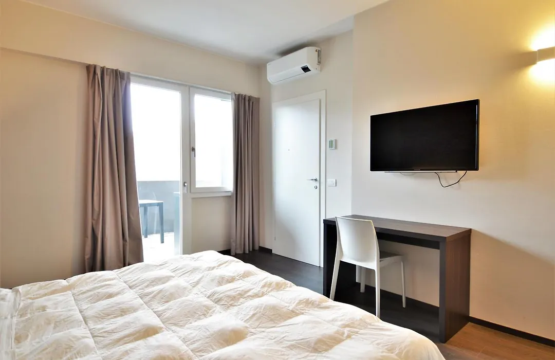 Venice Terminal Apartments & Suites-1