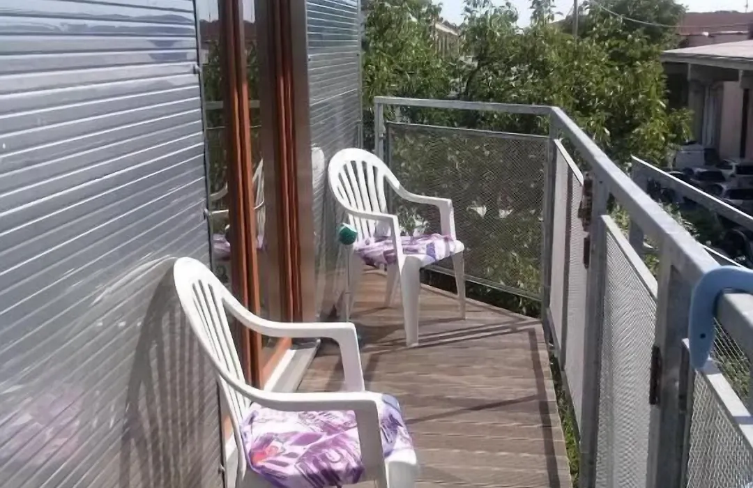 Bgy Airport Guesthouse-1