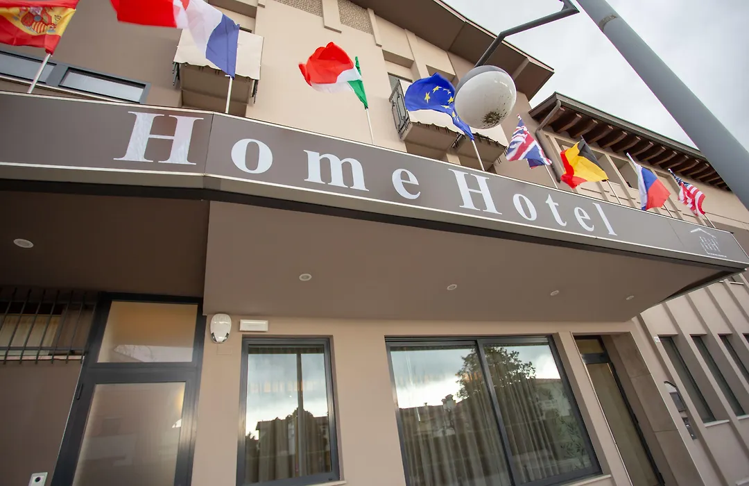 Home Hotel-1