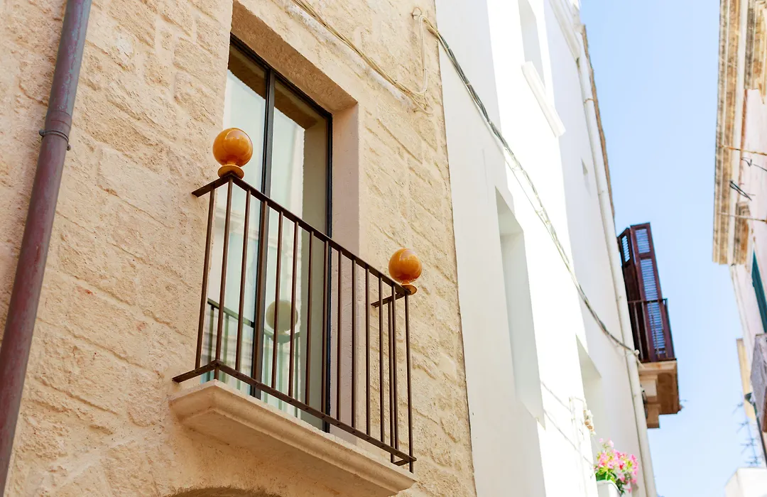 Bayit Charming Place-1