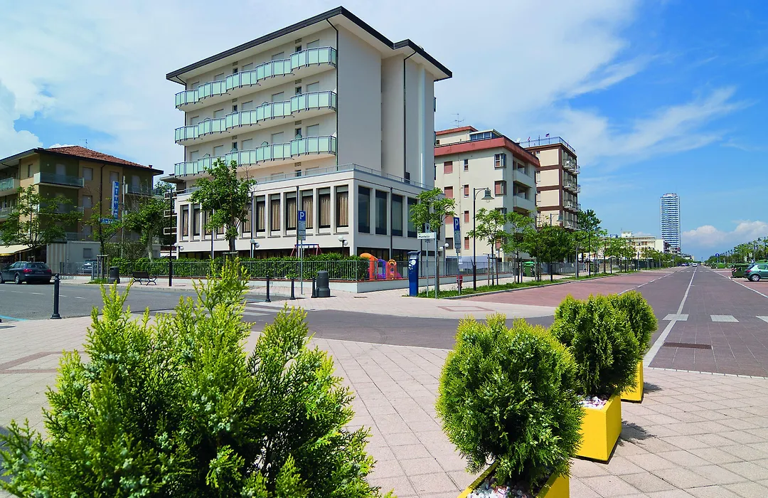 Little Hotel-1