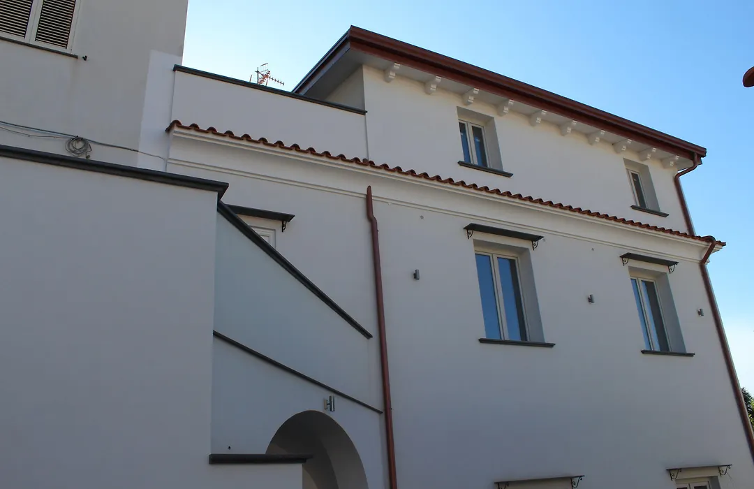 Villa Emanuel White-1